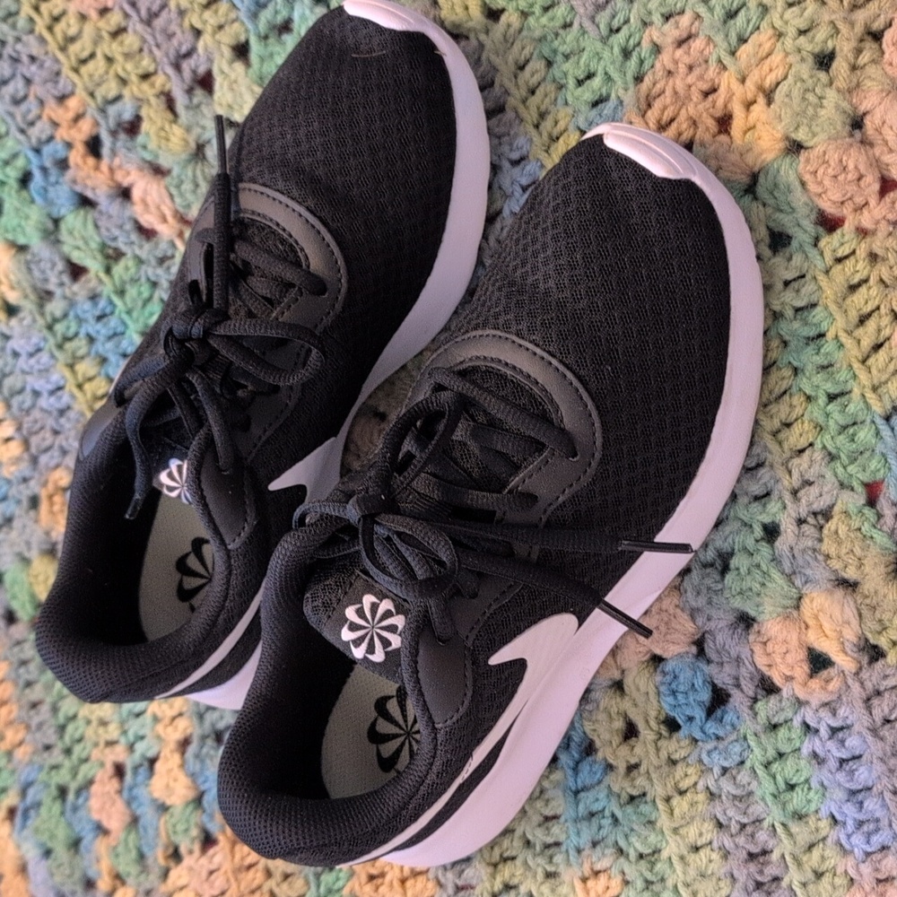 Nike Black and White Women's sneakers size 7